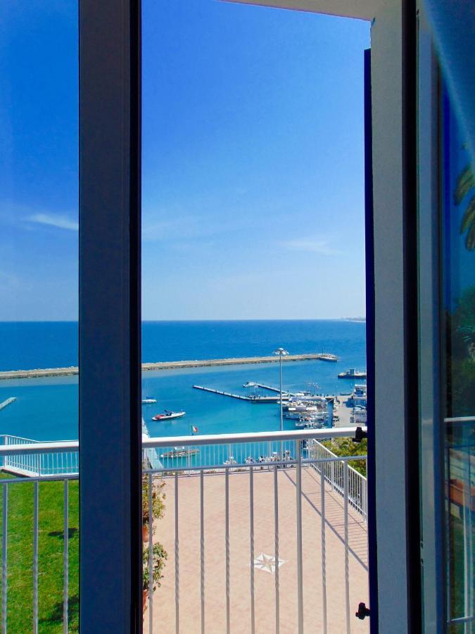 Apartamento N19 - Numana, prestigioso quadrilocale vista mare Exterior foto